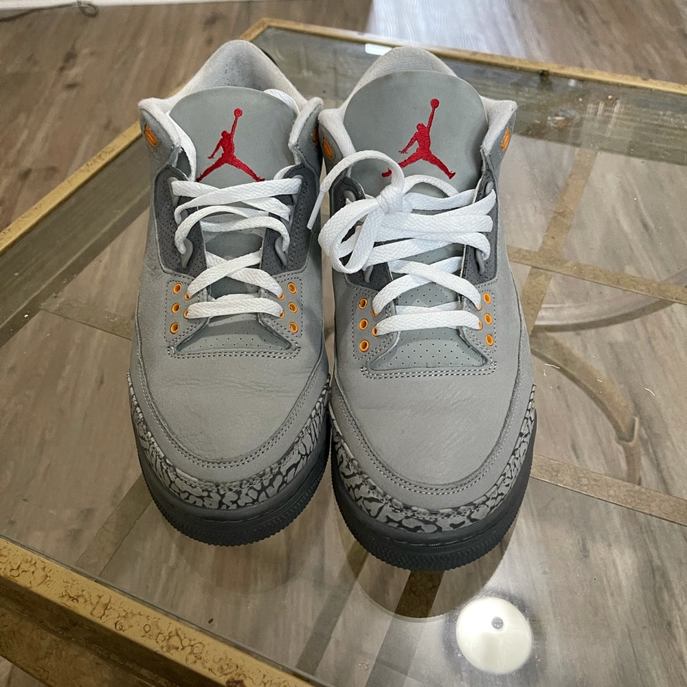 Jordan 3 - Picture 3 of 3